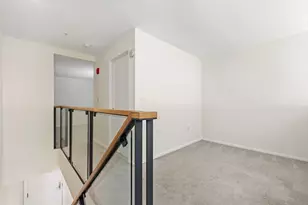 1 Earhart St, Cambridge, MA 02141 - Photo 8