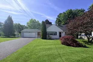 69 Lealand Ave, Agawam, MA 01001 - Photo 2