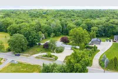 1324 Main Street, Acushnet, MA 02743 - Photo 4