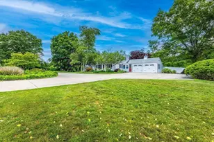 1324 Main St, Acushnet, MA 02743 - Photo 6
