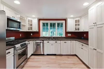 1324 Main Street, Acushnet, MA 02743 - Photo 16