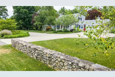 1324 Main Street, Acushnet, MA 02743 - Photo 2