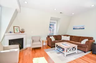 62 H St, Boston, MA 02127 - Photo 8