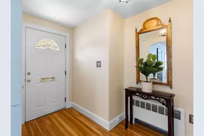 70 Grove St, Winchester, MA 01890 - Photo 4