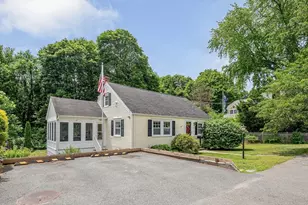 58 Jersey St, Marblehead, MA 01945 - Photo 2