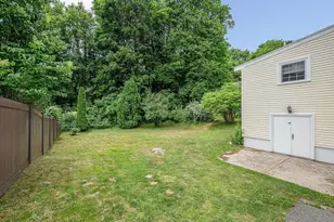 58 Jersey St, Marblehead, MA 01945 - Photo 32