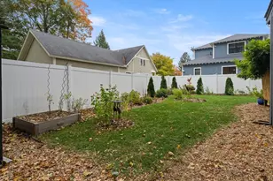 37 Moulton St, Newburyport, MA 01950 - Photo 38