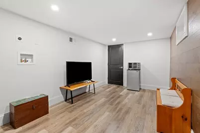 37 Moulton St, Newburyport, MA 01950 - Photo 28