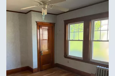 16 Glenwood Ave, Medford, MA 02155 - Photo 12