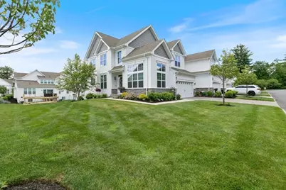 11 Hummingbird Way #11, Methuen, MA 01844 - Photo 4