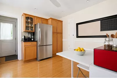 9 Seagrave #1, Cambridge, MA 02140 - Photo 8