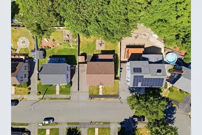 137 Maplewood Rd, Lynn, MA 01904 - Photo 30