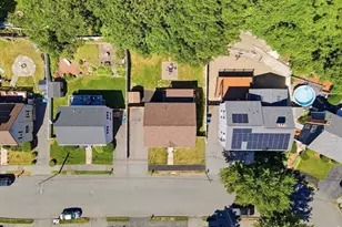 137 Maplewood Rd, Lynn, MA 01904 - Photo 30