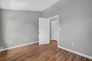156 Pilgrim Ave, Worcester, MA 01604 - Photo 12