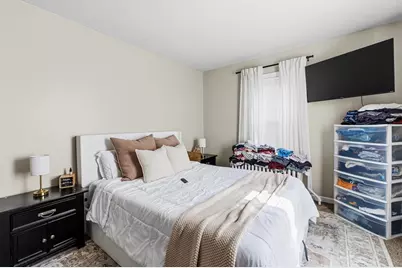 218 Bates St, New Bedford, MA 02745 - Photo 14