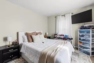 218 Bates St, New Bedford, MA 02745 - Photo 14