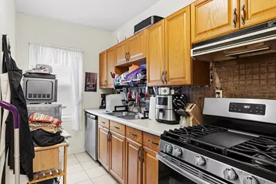 218 Bates St, New Bedford, MA 02745 - Photo 22