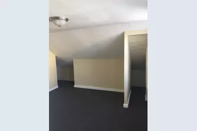 46 Howard St, Lowell, MA 01851 - Photo 10