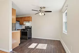 73 Regency Park Dr, Agawam, MA 01001 - Photo 10