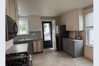 40 Summer St, Medford, MA 02155 - Photo 2