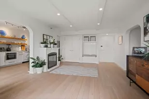 1731 Beacon St, Brookline, MA 02445 - Photo 6