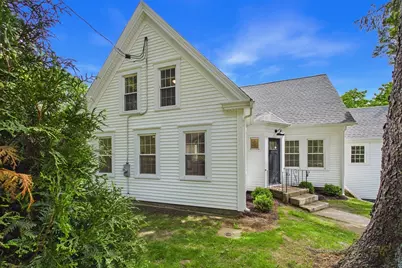 159 County St, Lakeville, MA 02347 - Photo 2