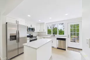 159 County St, Lakeville, MA 02347 - Photo 12