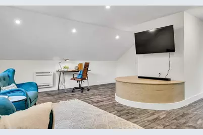 137 Withington Rd, Newton, MA 02458 - Photo 28