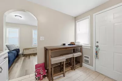 90 Walnut St, Chicopee, MA 01020 - Photo 6
