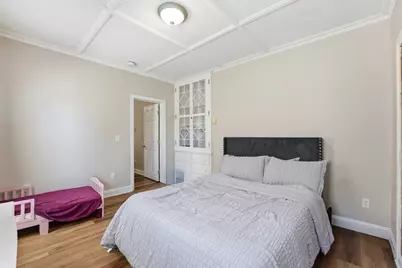 90 Walnut St, Chicopee, MA 01020 - Photo 8