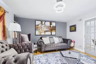 19 Abington Ln, Fall River, MA 02721 - Photo 6