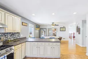 19 Abington Ln, Fall River, MA 02721 - Photo 14
