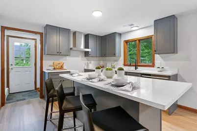 89 Sugarloaf St, Deerfield, MA 01373 - Photo 2