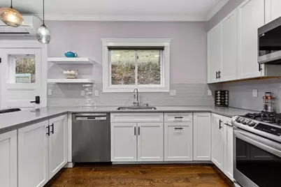 62 Atherton Rd. #A, Brookline, MA 02446 - Photo 4