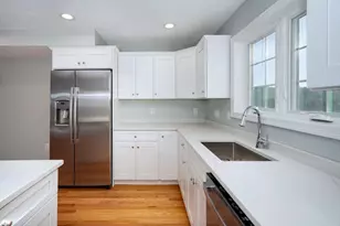 719 S Franklin St, Holbrook, MA 02343 - Photo 4