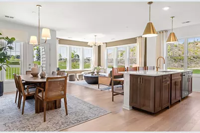 320 Martins Landing #401, North Reading, MA 01864 - Photo 2