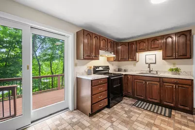 10 Grandview Rd, Reading, MA 01867 - Photo 36