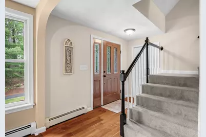 10 Grandview Rd, Reading, MA 01867 - Photo 8