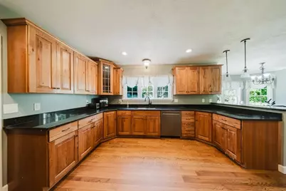 149 Taylor St, Granby, MA 01033 - Photo 8
