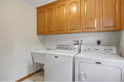 45 Mendon Street, Upton, MA 01568 - Photo 16