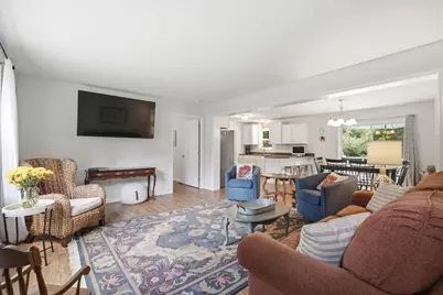 85 Lewis Ave, Walpole, MA 02081 - Photo 4