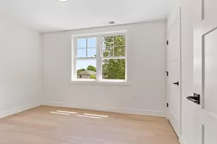 58 Neillian St, Bedford, MA 01730 - Photo 18
