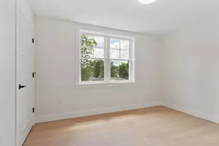 60 Neillian St, Bedford, MA 01730 - Photo 26