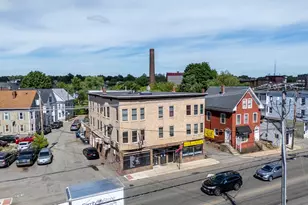 135 Lafayette Square, Haverhill, MA 01832 - Photo 1