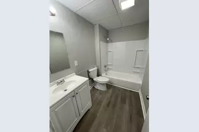 135 Lafayette Sq, Haverhill, MA 01832 - Photo 4