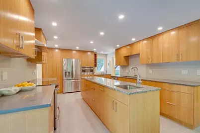 15 Fieldstone Dr, Winchester, MA 01890 - Photo 14