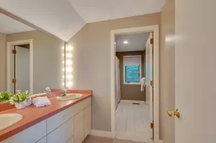 15 Fieldstone Dr, Winchester, MA 01890 - Photo 36