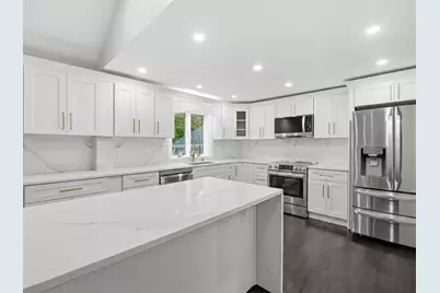1126 Plymouth St, East Bridgewater, MA 02333 - Photo 6