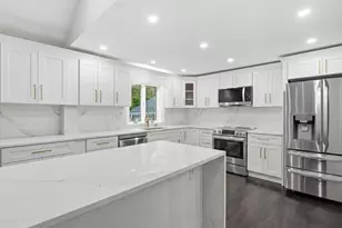 1126 Plymouth St, East Bridgewater, MA 02333 - Photo 6