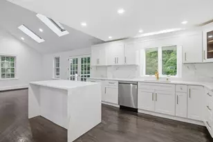 1126 Plymouth St, East Bridgewater, MA 02333 - Photo 8